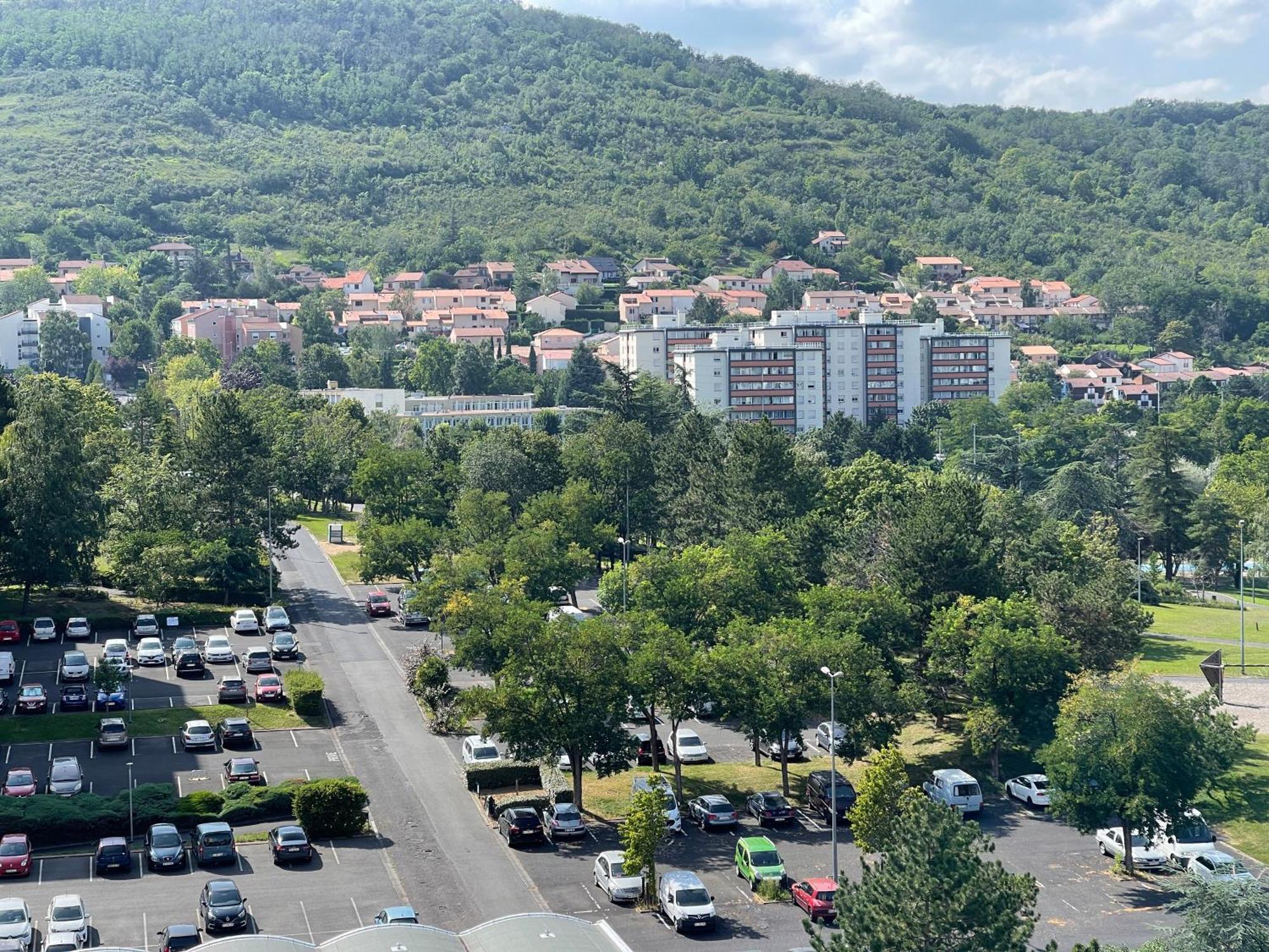 Les Meubles Les Domes Du Parc Apartment แคลร์มงต์-แฟร์รองด์ ภายนอก รูปภาพ